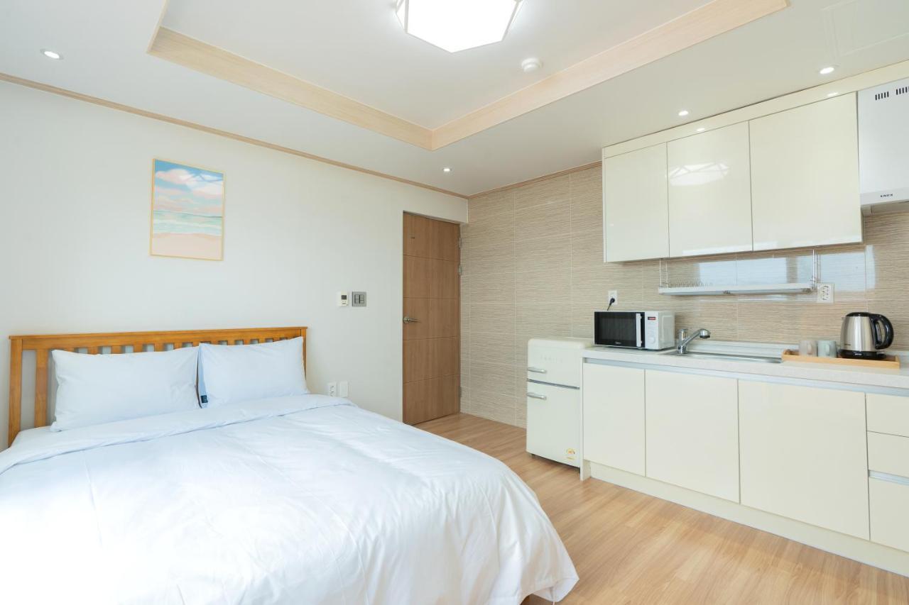 Ocean Palade Hotel เมืองเชจู ภายนอก รูปภาพ