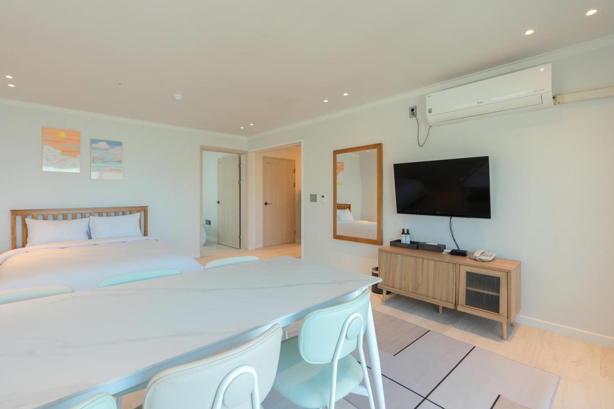 Ocean Palade Hotel เมืองเชจู ภายนอก รูปภาพ