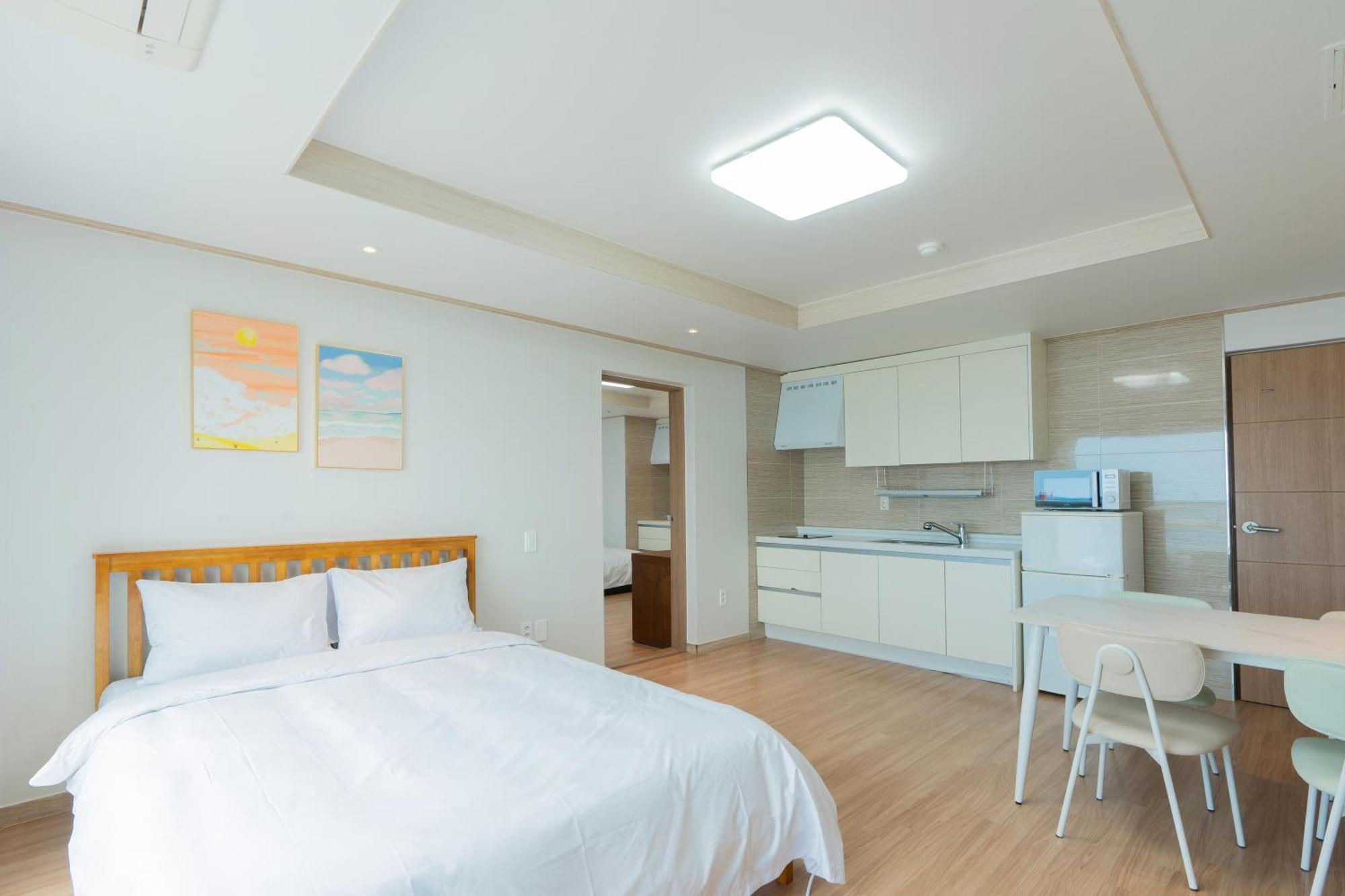 Ocean Palade Hotel เมืองเชจู ภายนอก รูปภาพ